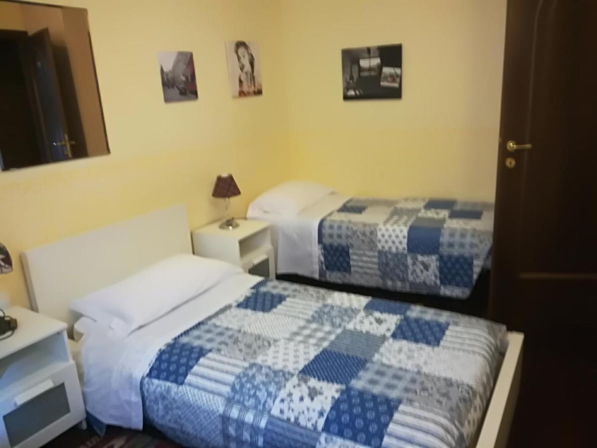 B&B L'Isola Di Casa Брембате Екстер'єр фото