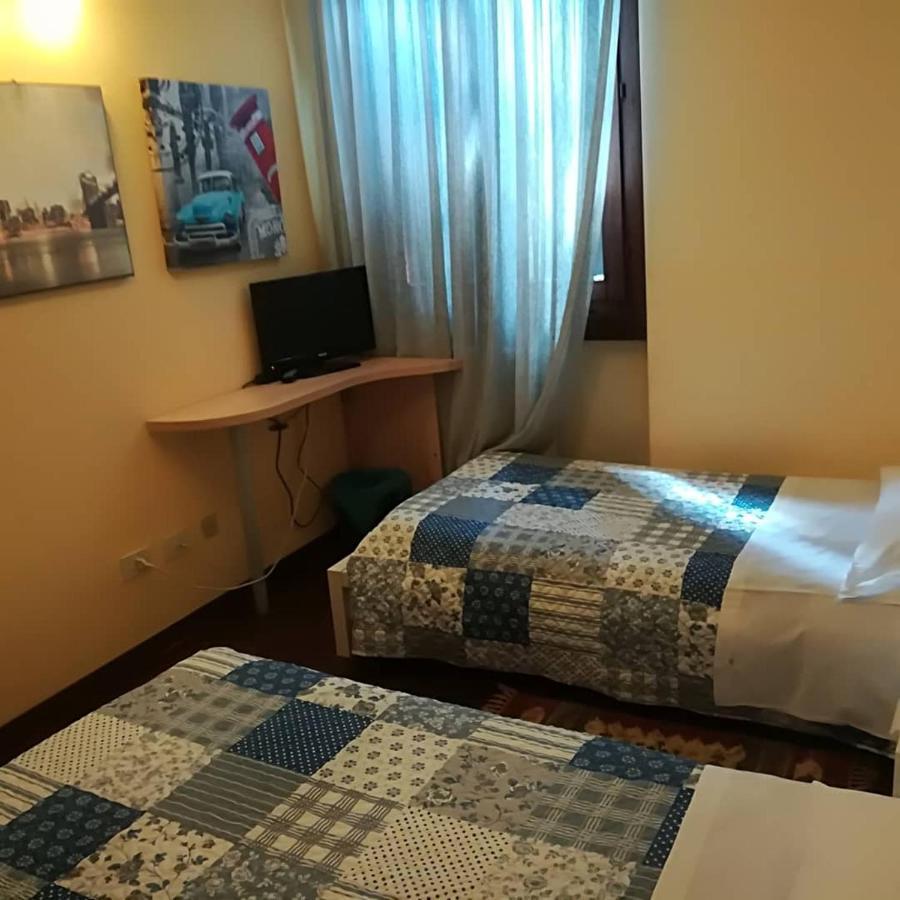B&B L'Isola Di Casa Брембате Екстер'єр фото
