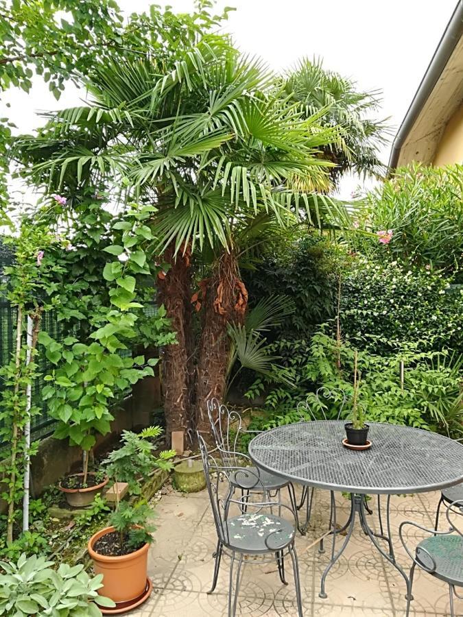 B&B L'Isola Di Casa Брембате Екстер'єр фото