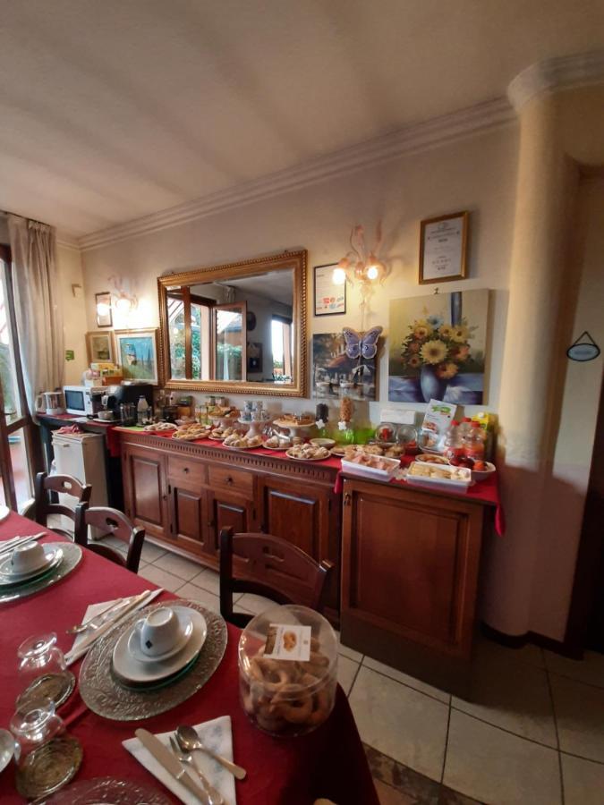 B&B L'Isola Di Casa Брембате Екстер'єр фото